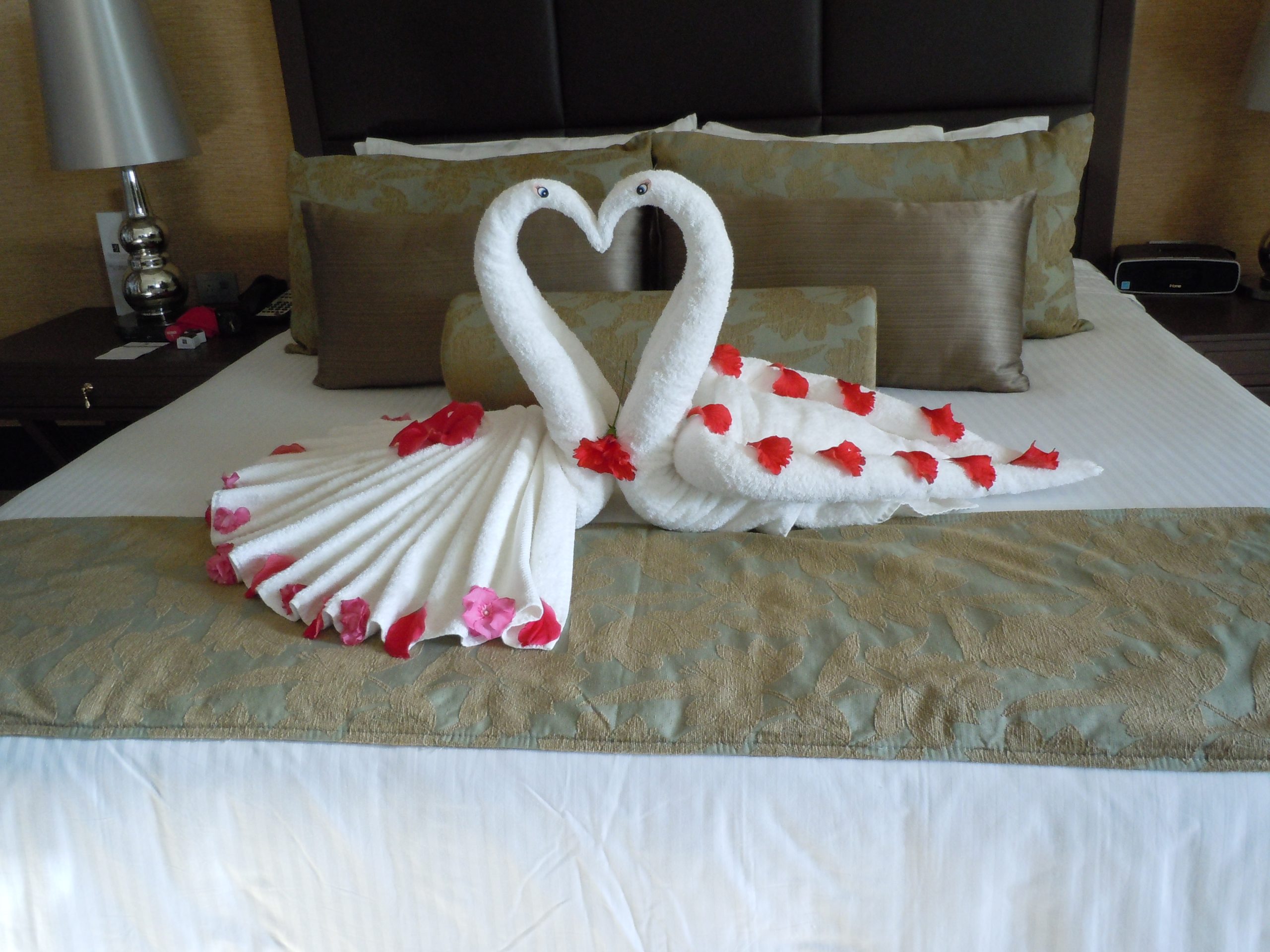 How to Make a Towel Swan 2