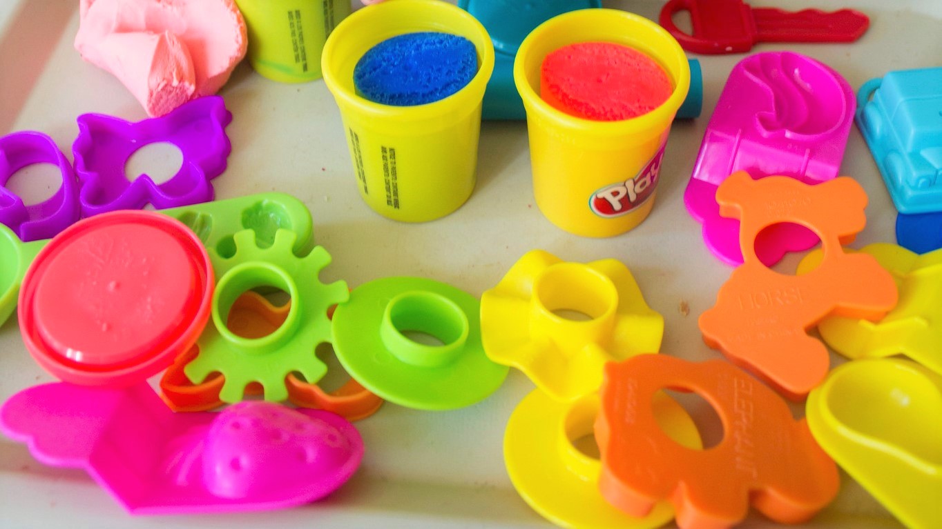 How to Make Slime Out of Playdough