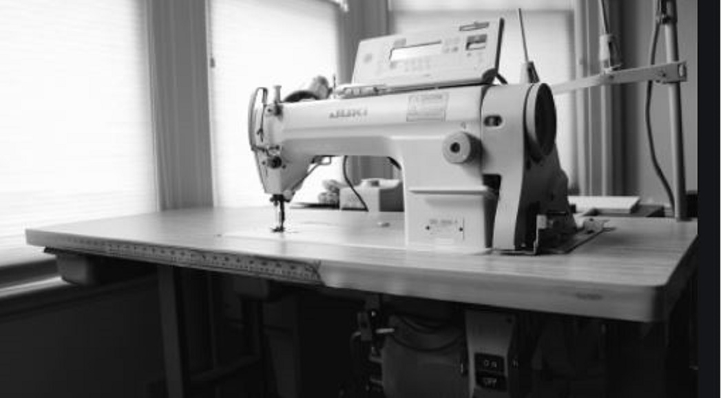 How to Take Apart a Husqvarna Sewing Machine