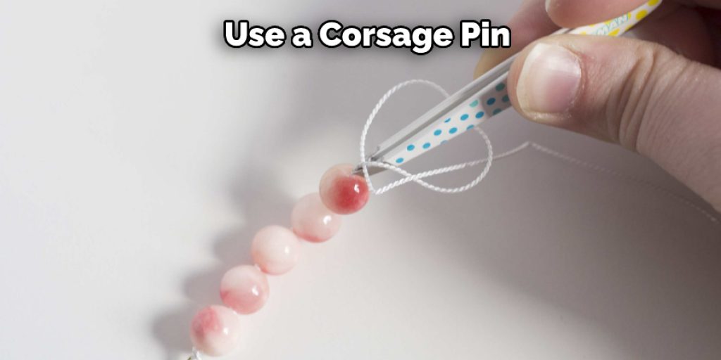 Use a Corsage Pin