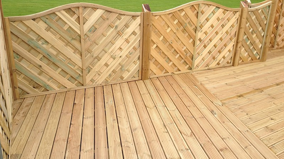 how to cut trex decking