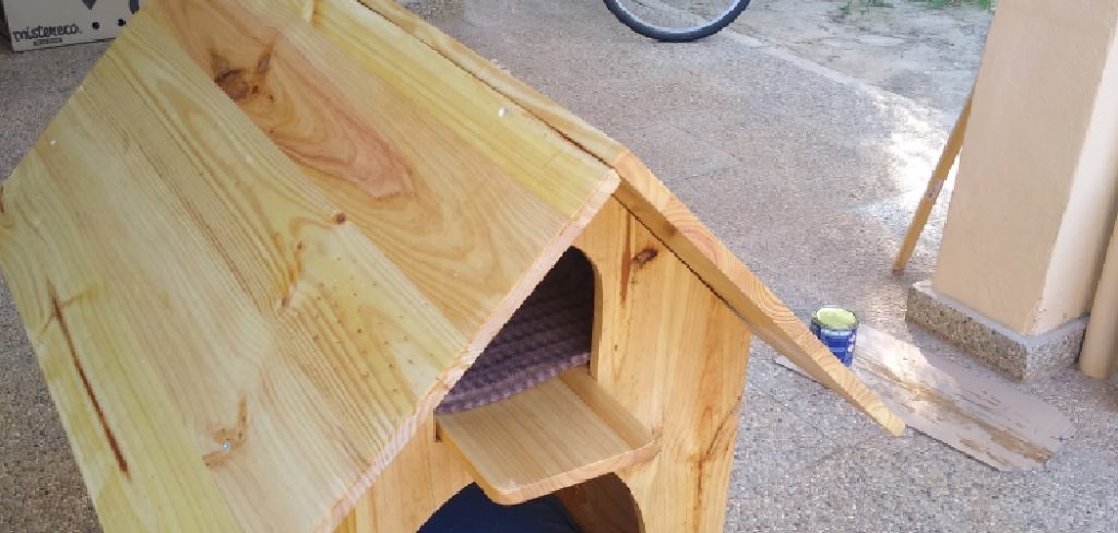 How to Build a Roof for a Dog Kennel
