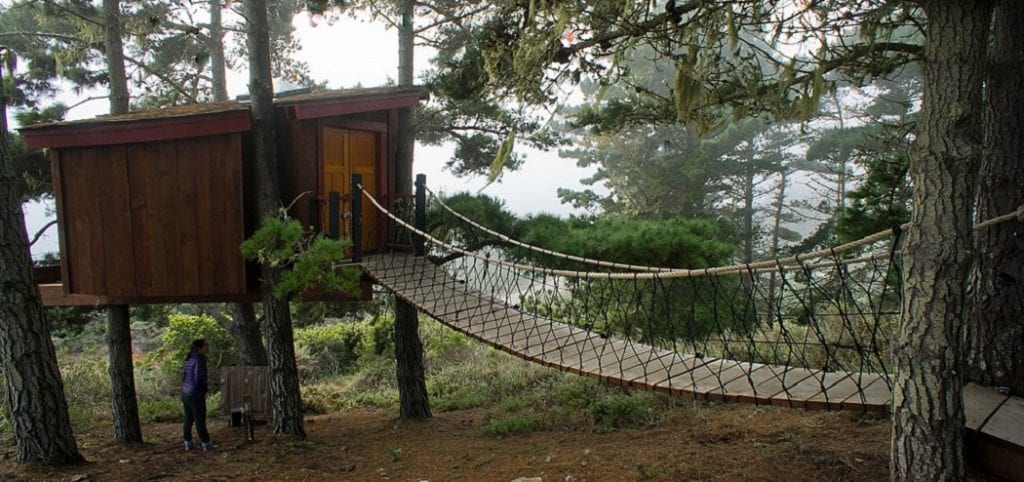 How to Make a Rope Bridge for a Treehouse -1