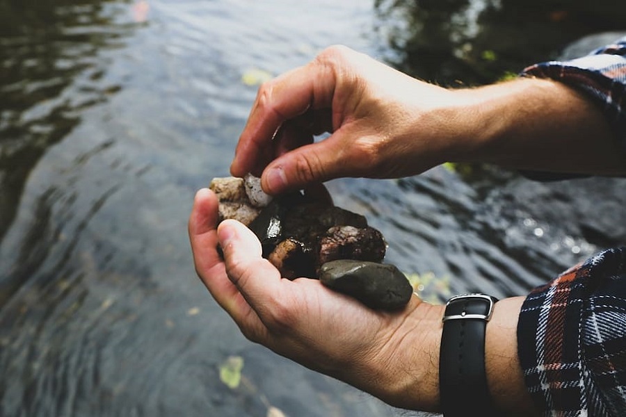 How to Make River Rock Look Wet All the Time