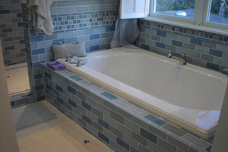 How to Tile Directly to Bathtub