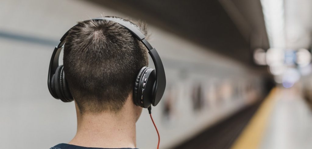 How to Fix Buzzing Noise in Headphones  