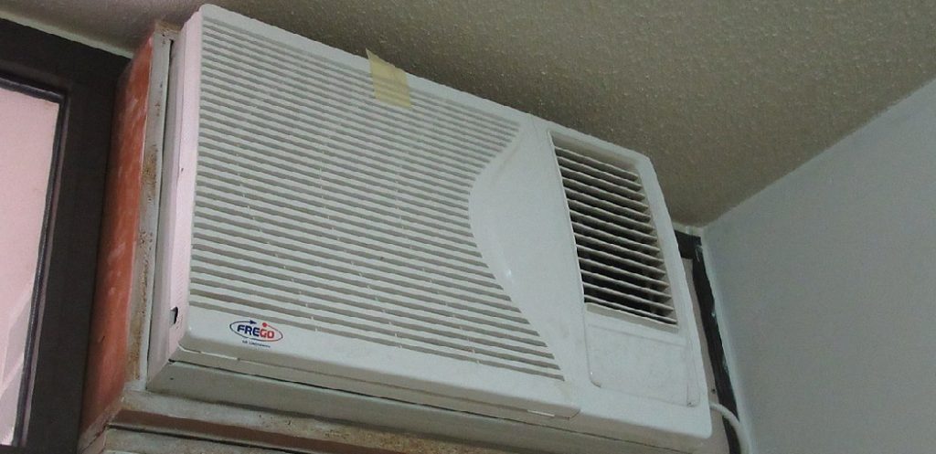 How to Insulate a Window Air Conditioner for the Winter