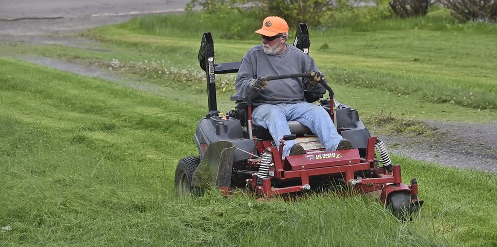 how-to-make-a-lawn-mower-faster-in-9-easy-and-proven-ways