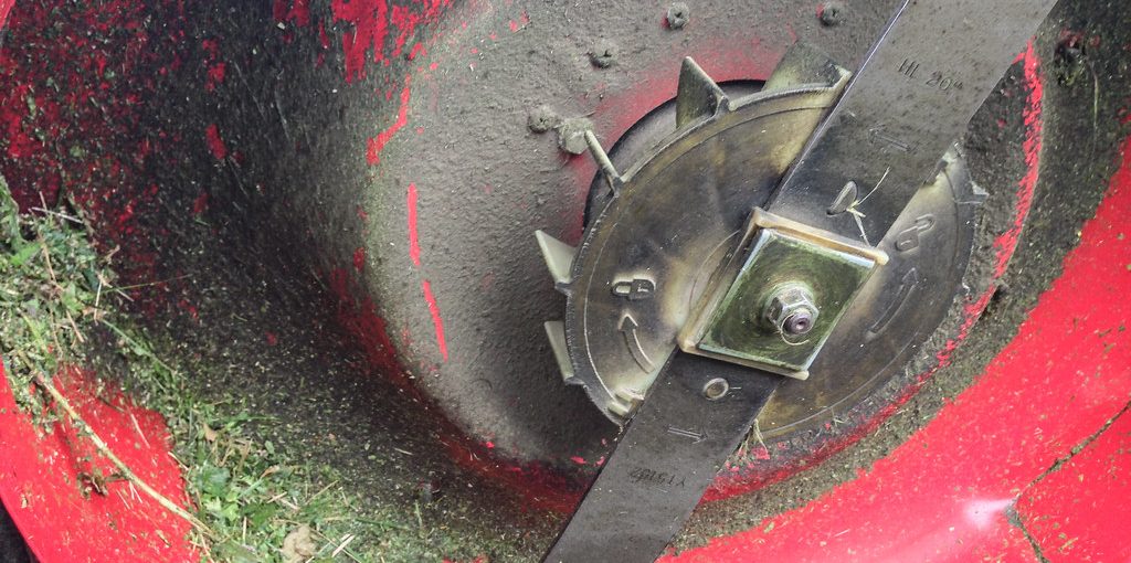 How to Sharpen Manual Lawn Mower Blades Without Removing
