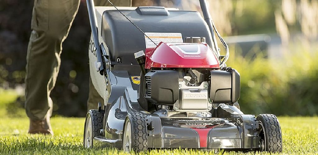 How to Make a Riding Lawn Mower Quieter