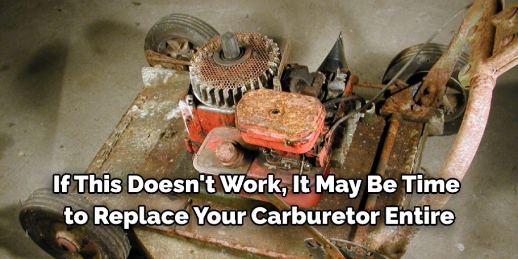 What Causes a Lawn Mower Carburetor to Go Dirty