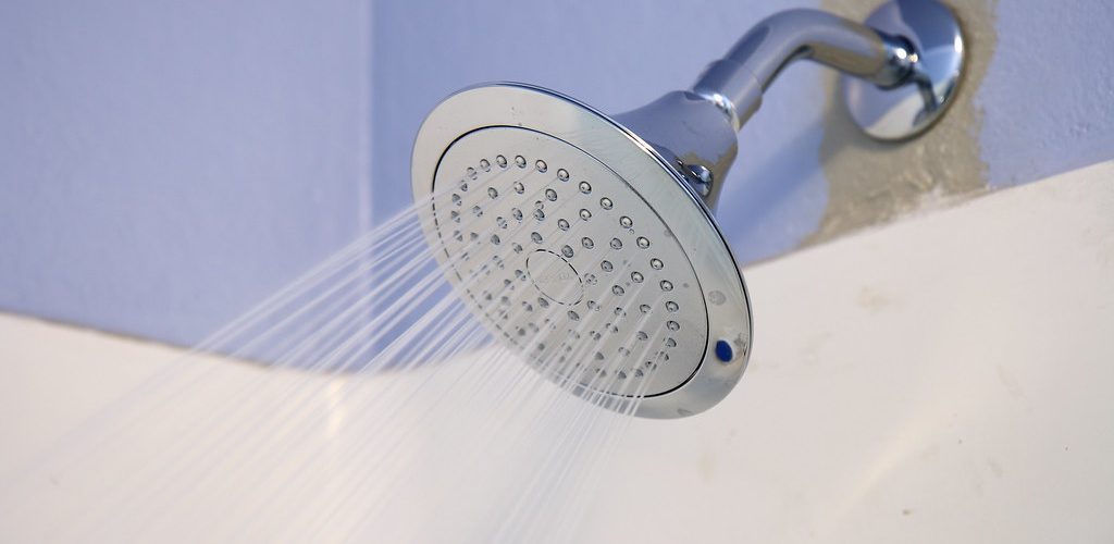 How to Fix a Shower Head That Broke Off