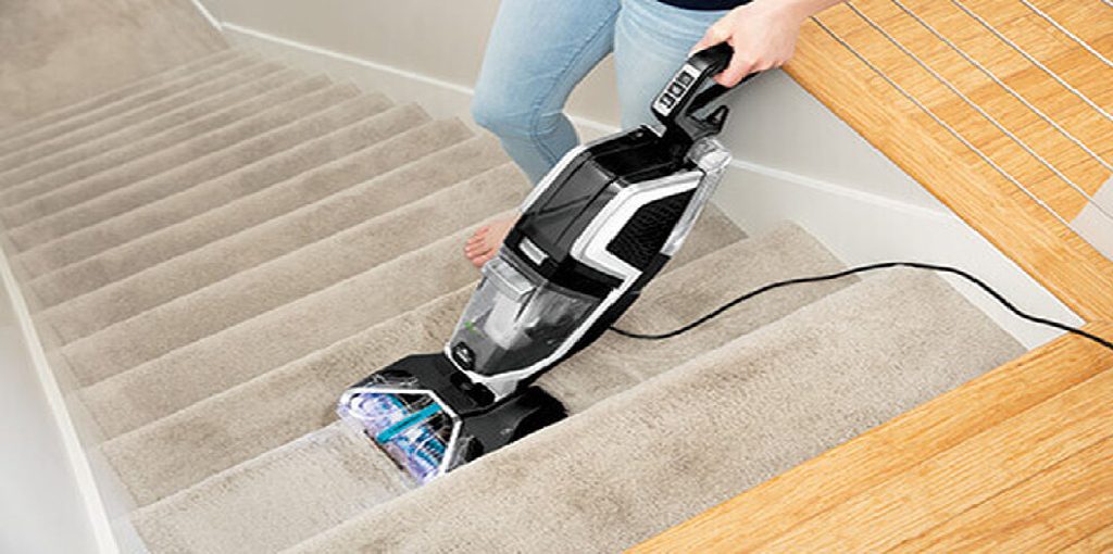 How to Refinish Stairs That Were Carpeted 