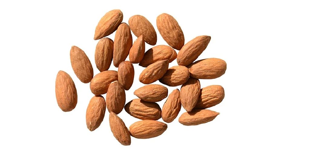 How to Eat Almonds Without Breaking Teeth