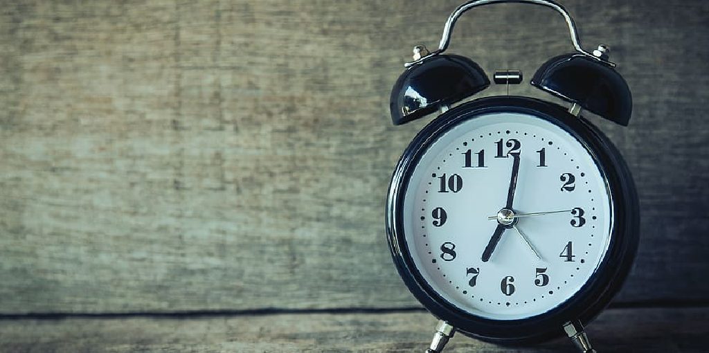 How to Set a Sharp Alarm Clock