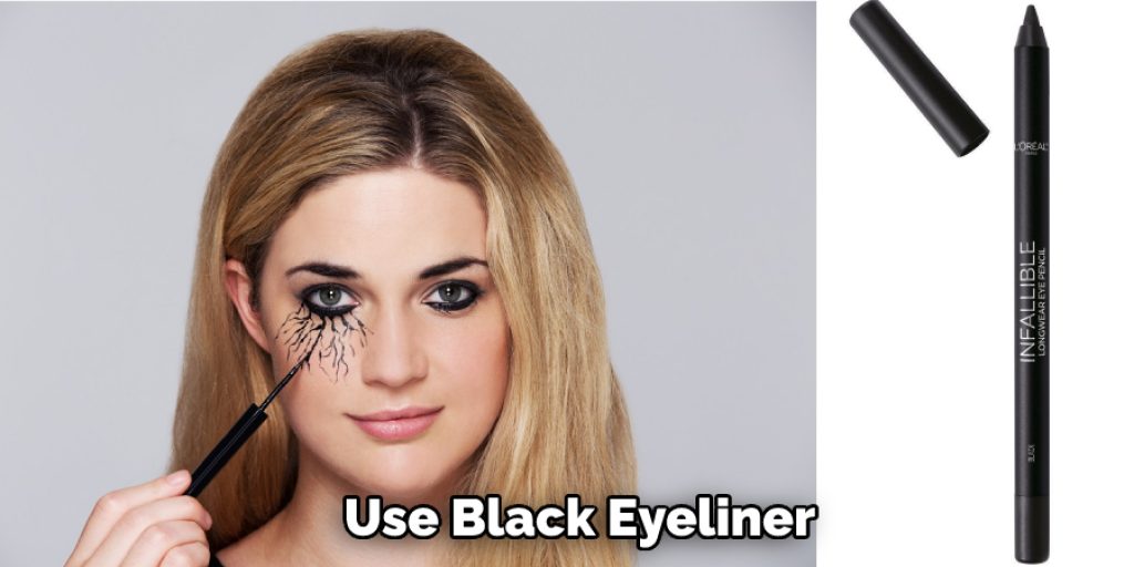 Use Black Eyeliner