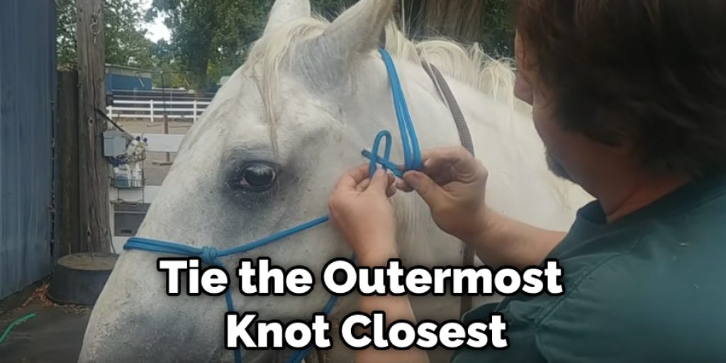 Tie the Outermost Knot Closest