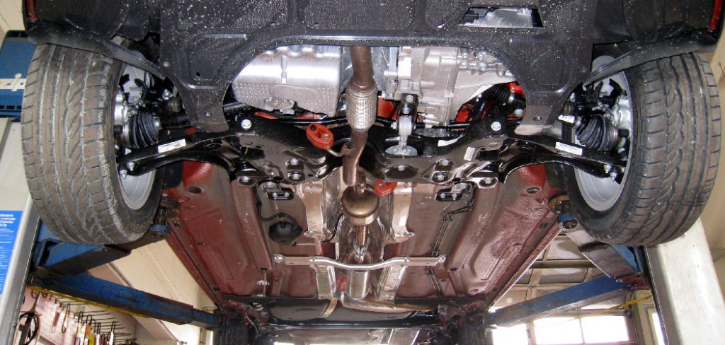 How to Clean Oil Off Undercarriage