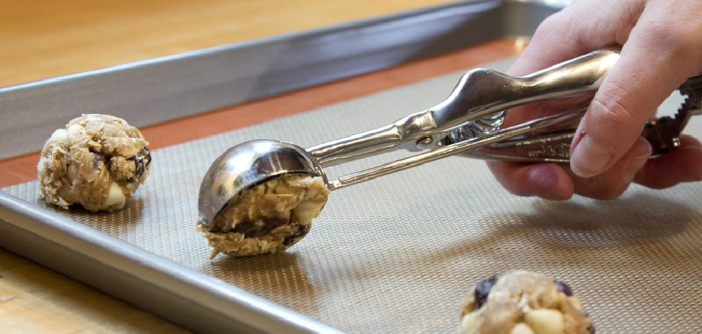 How to Fix a Cookie Scoop
