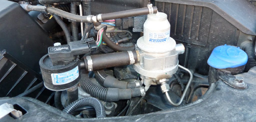 How to Hook Up Fuel Pressure Regulator