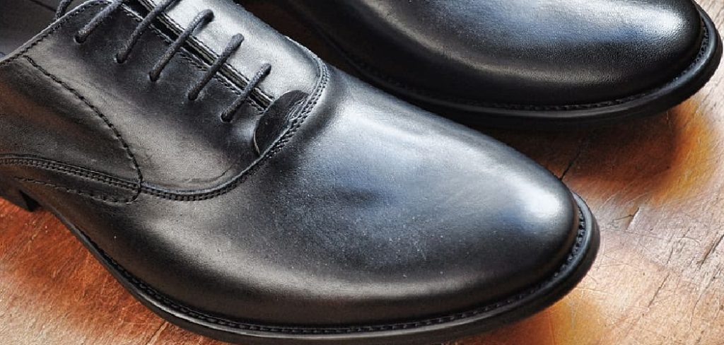 How to Remove Water Stains From Tan Leather Shoes