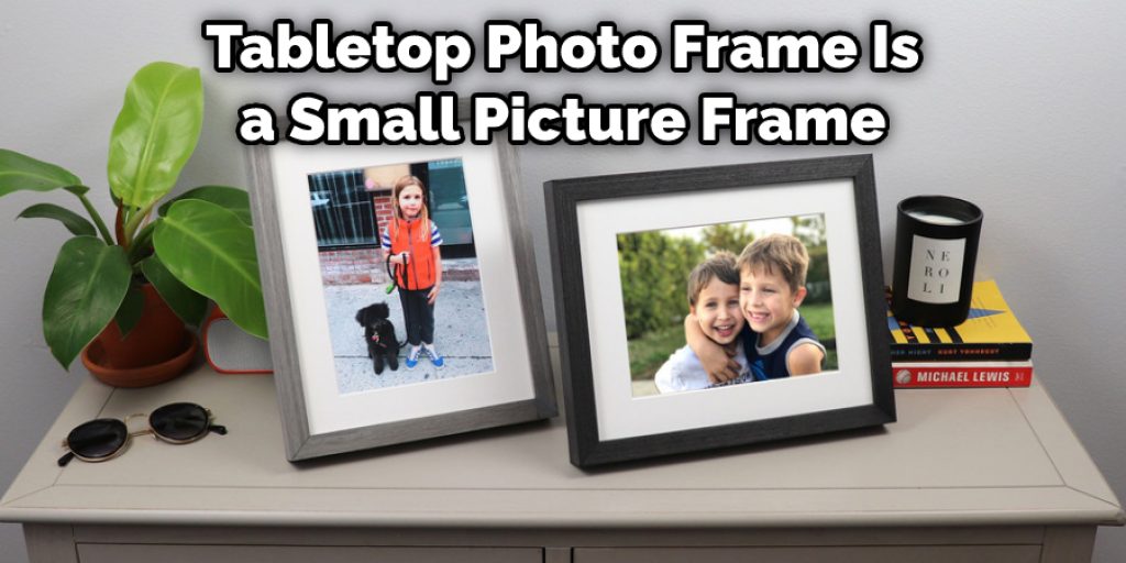 Tabletop Photo Frame Is a Small Picture Frame