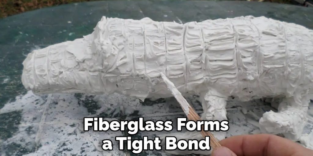 Fiberglass Forms a Tight Bond