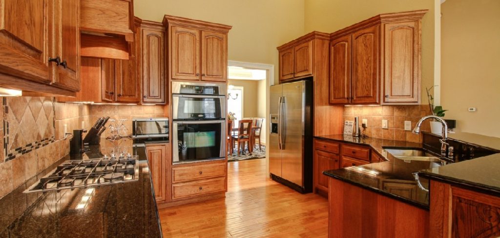 How to Decorate Kitchen With Brown Cabinets and Hardwood Floors