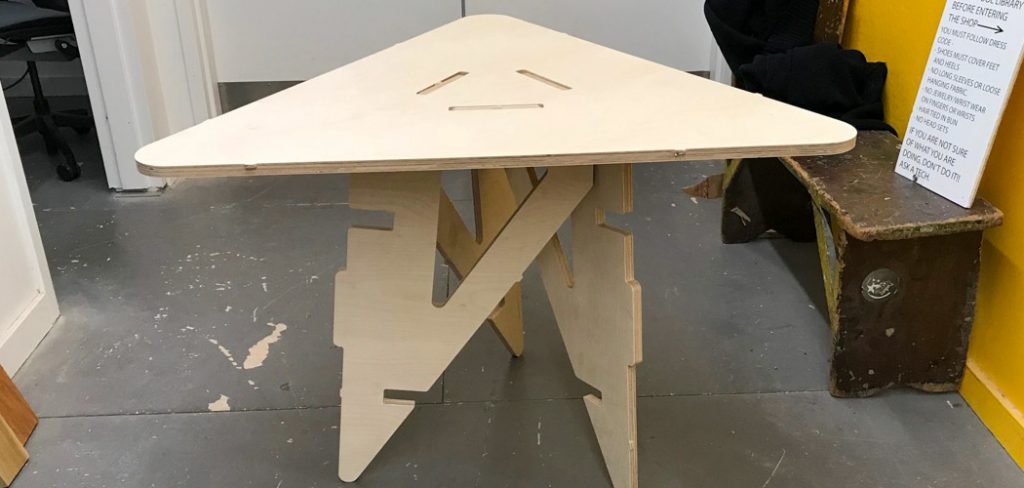 How to Make a Folding Table Look Nice