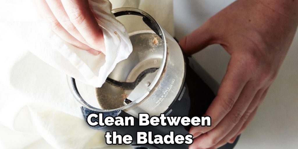 Clean Between the Blades