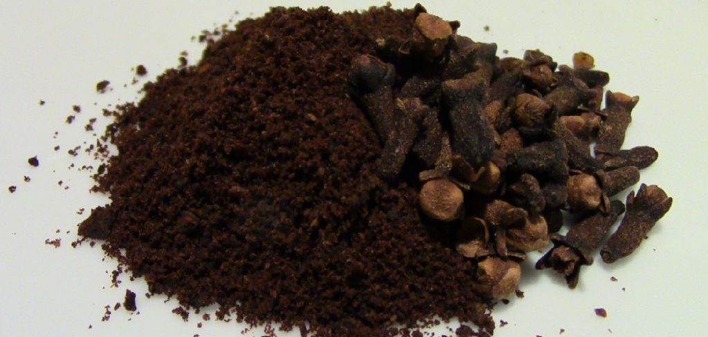 How to Grind Cloves