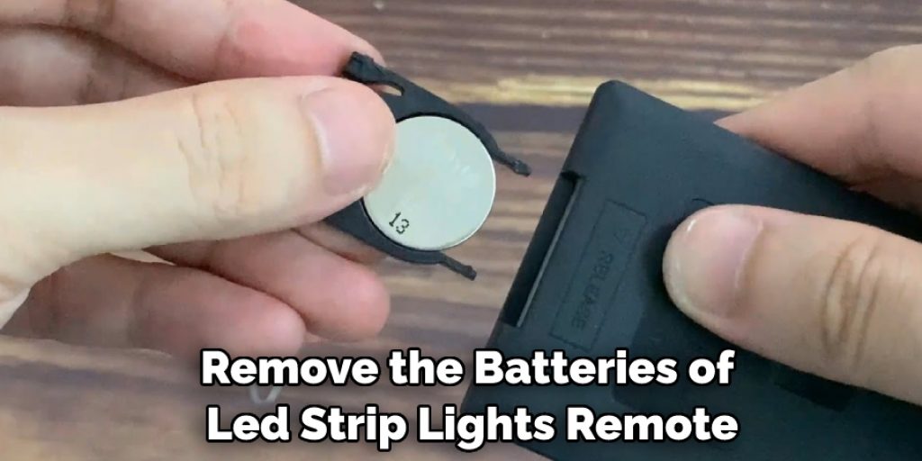 Remove the Batteries of Led Strip Lights Remote