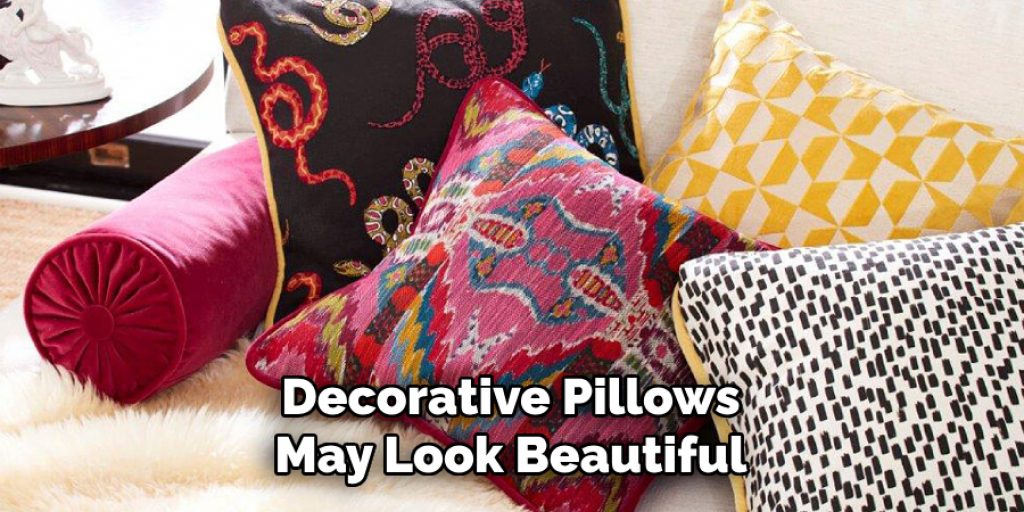Decorative Pillows May Look Beautiful
