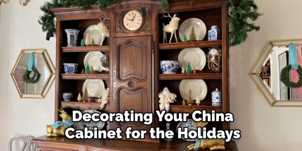 Decorating Your China Cabinet for the Holidays