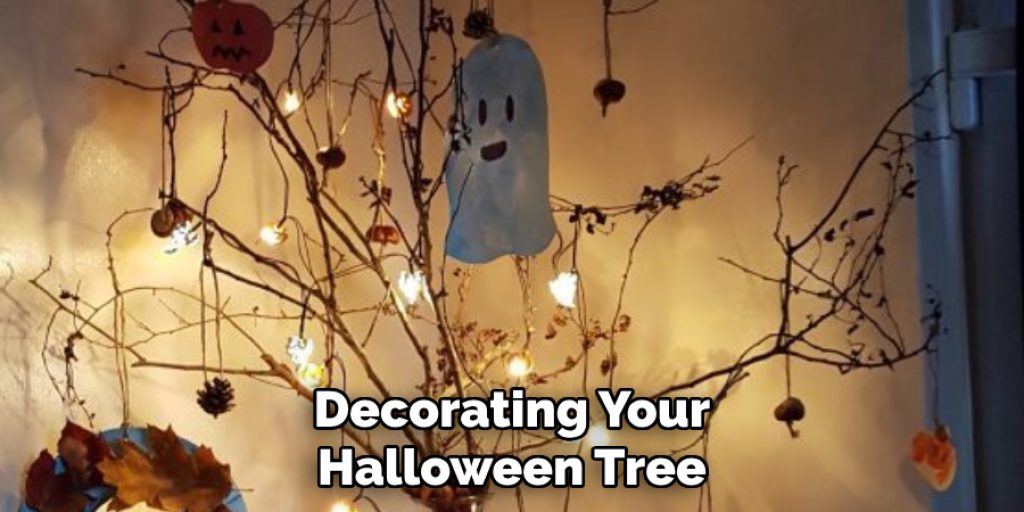 Decorating Your Halloween Tree