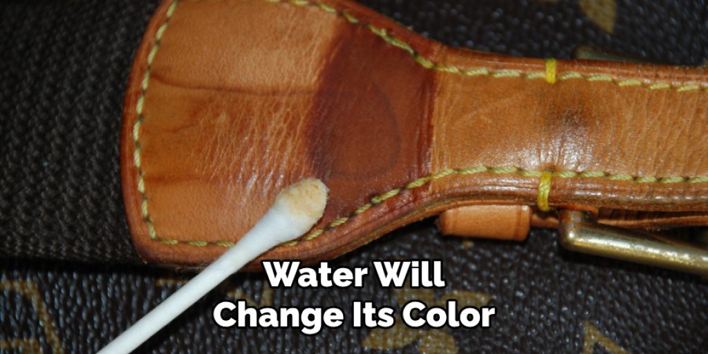 Water Will Change Its Color