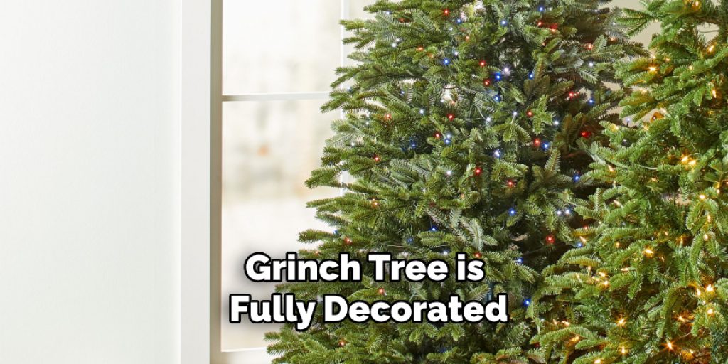 Grinch Tree is Fully Decorated