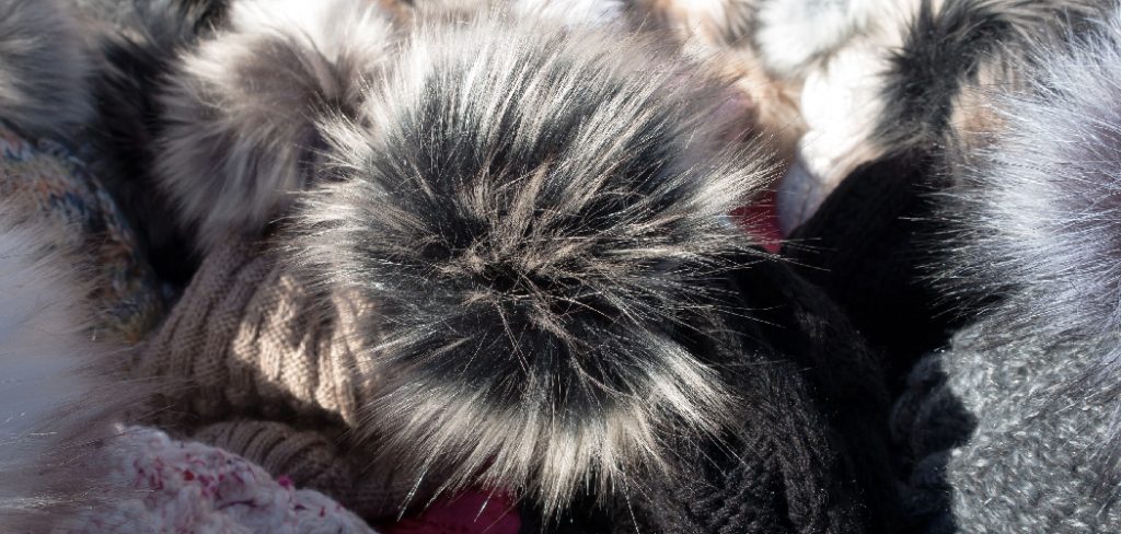 How to Make Faux Fur Pom Poms