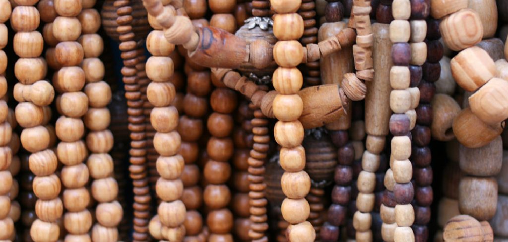 How to Dye Wooden Beads