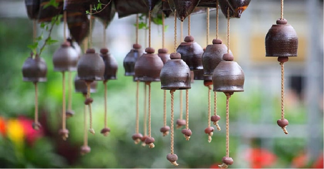 How to Thread Wind Chimes