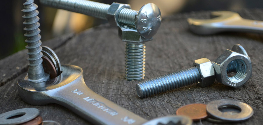How To Tighten A Nut Without A Wrench