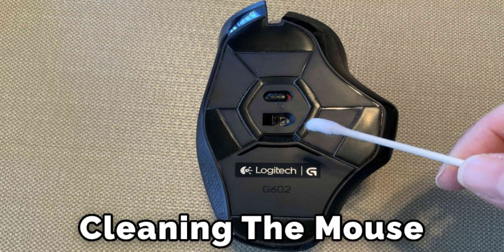 Cleaning The Mouse