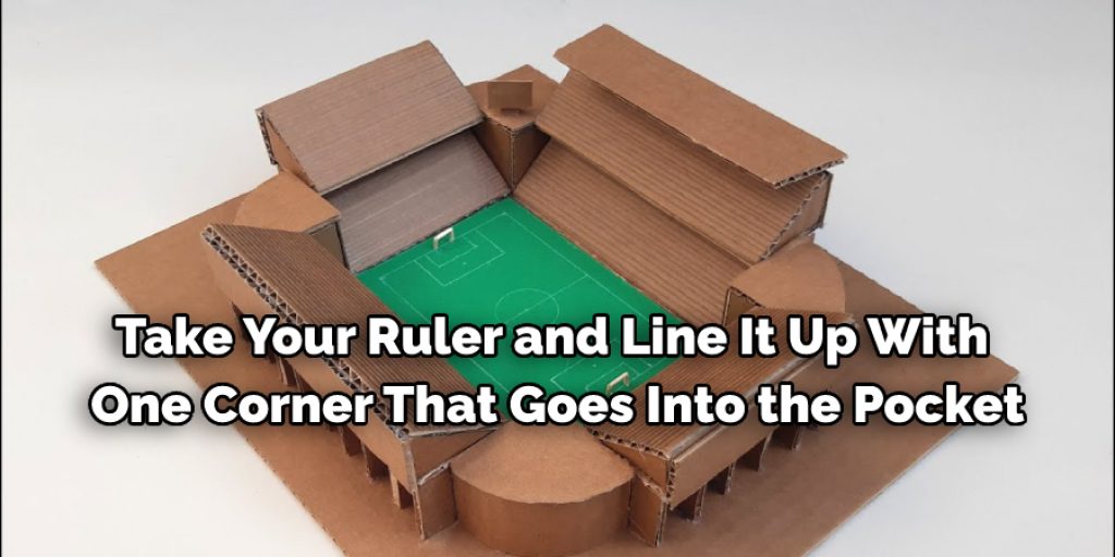 Steps to Make a Football Field Out of Paper?