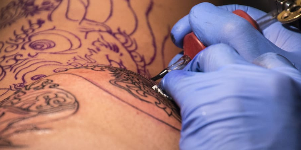How to Make a Tattoo Stencil With Tracing Paper