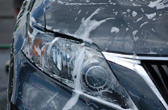 How to Remove Deep Scratches From Headlights