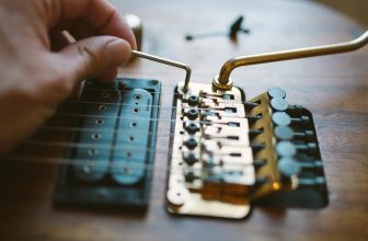 How to Hardtail a Floyd Rose