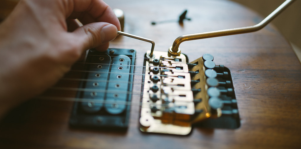 How to Hardtail a Floyd Rose