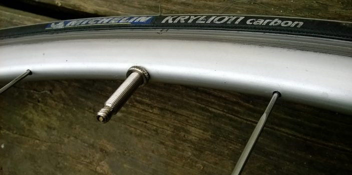 tubeless presta valve leaking