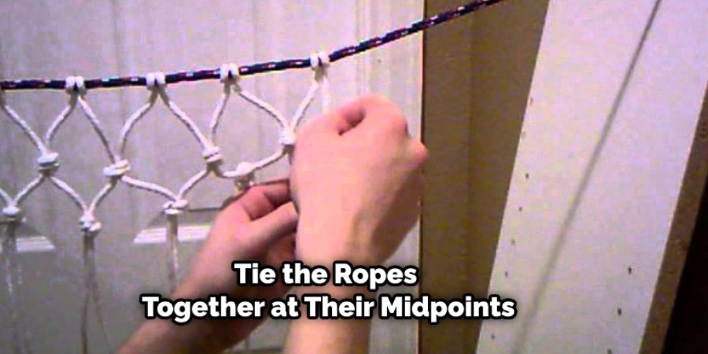 Tie the Ropes Together at Their Midpoints