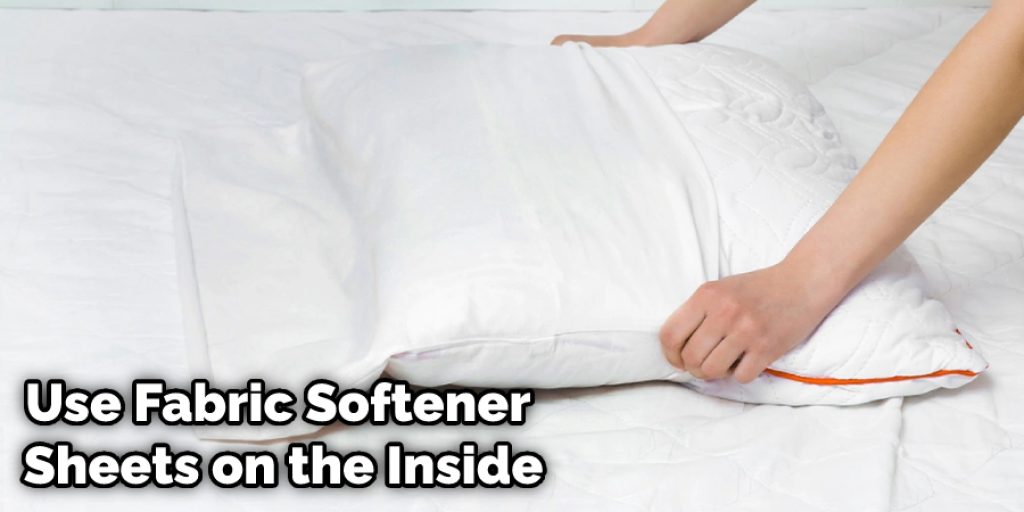 Use Fabric Softener Sheets on the Inside